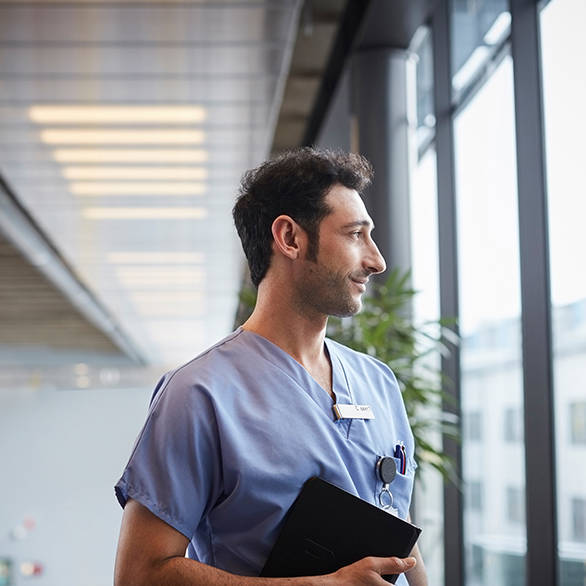 En mannlig sykepleier